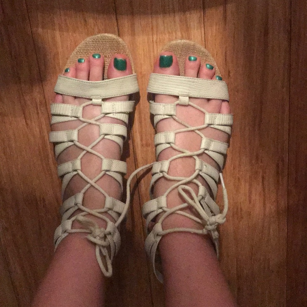 Tie up sandals